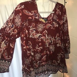 Fashionable printed top